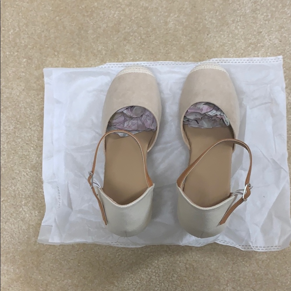 NWT Ermonn Women’s platform